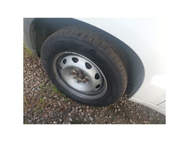 Vehicle_photo_3