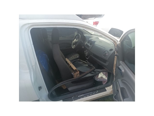 Vehicle_photo_13
