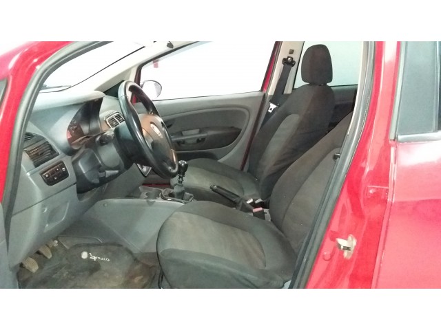 Vehicle_photo_10