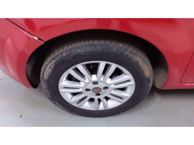 Vehicle_photo_13