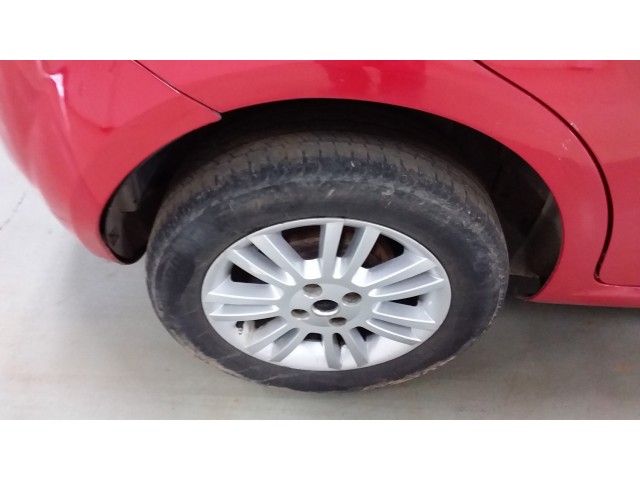 Vehicle_photo_15