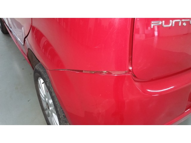 Vehicle_photo_26