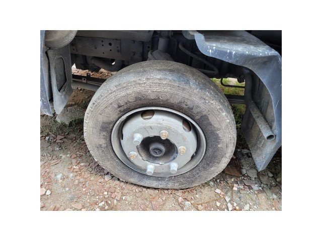 Vehicle_photo_7