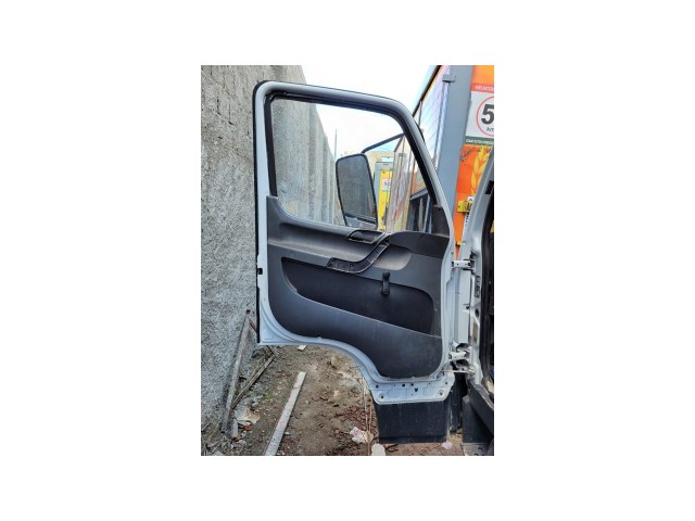 Vehicle_photo_9