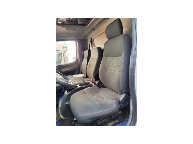 Vehicle_photo_14