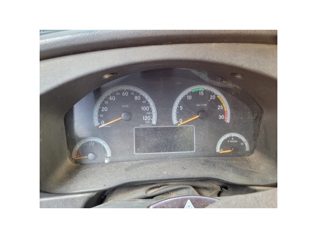 Vehicle_photo_16