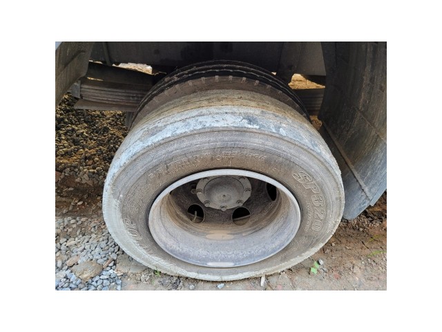 Vehicle_photo_12