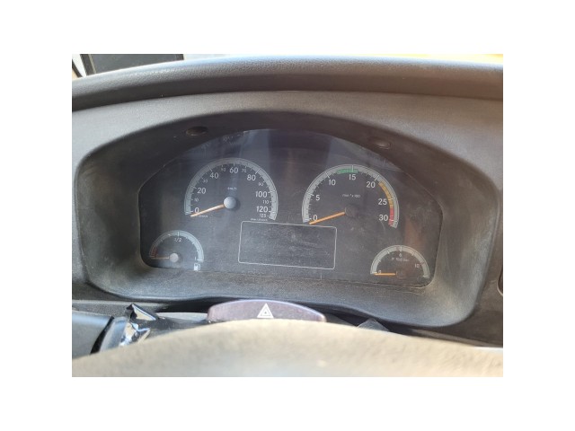 Vehicle_photo_13