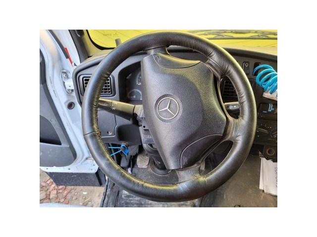 Vehicle_photo_3