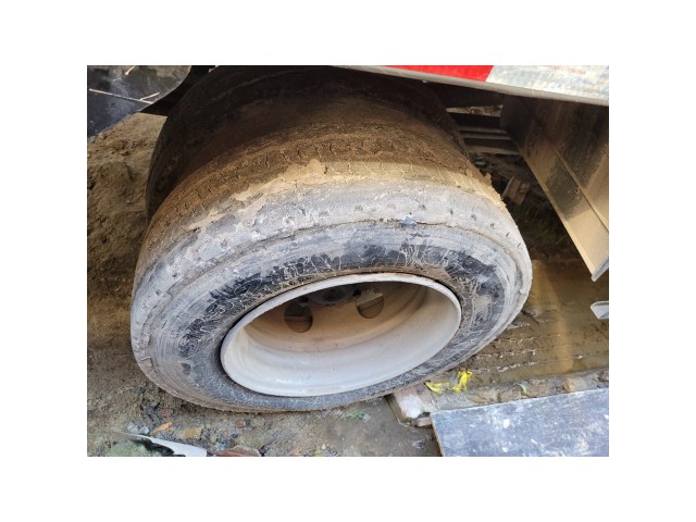 Vehicle_photo_16