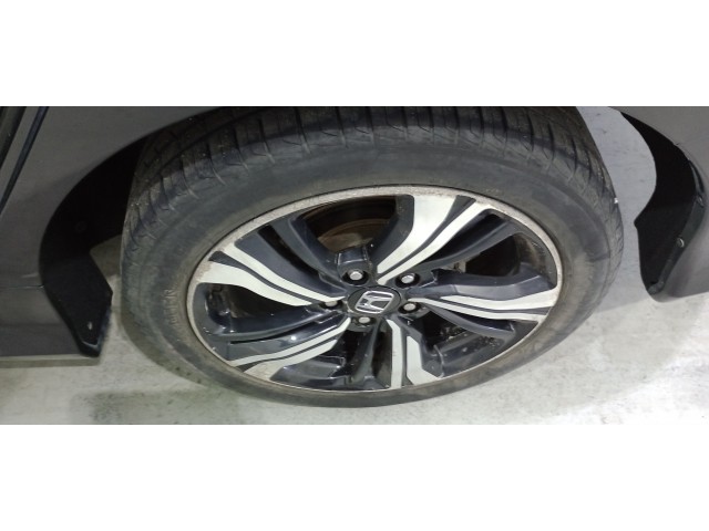 Vehicle_photo_18