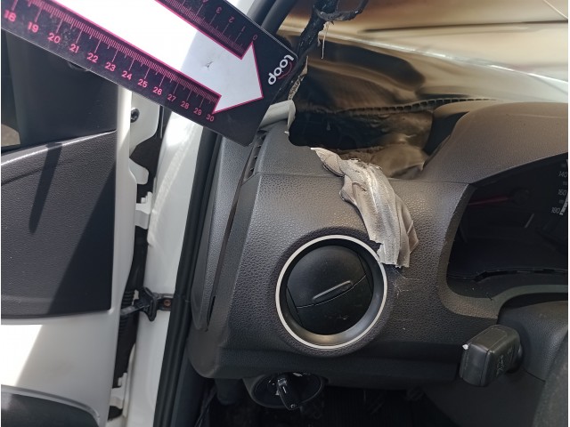 Vehicle_photo_11