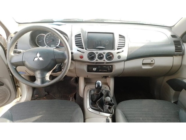 Vehicle_photo_9