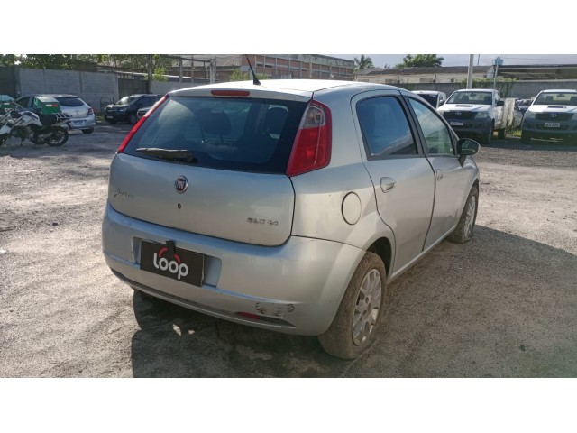 Vehicle_photo_17