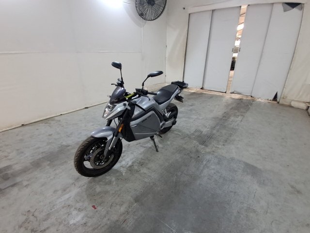 Vehicle_photo_1