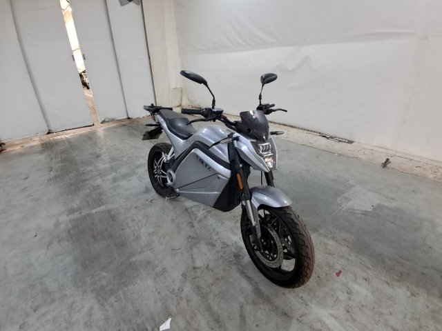 Vehicle_photo_2