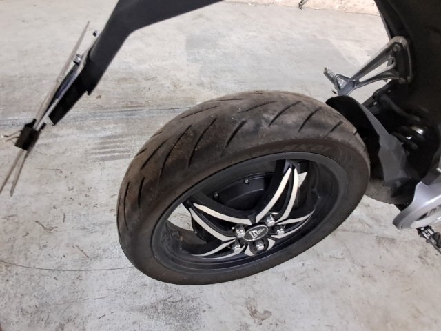 Vehicle_photo_11