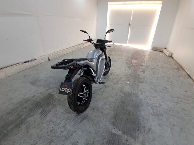 Vehicle_photo_4