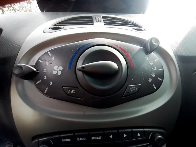 Vehicle_photo_26