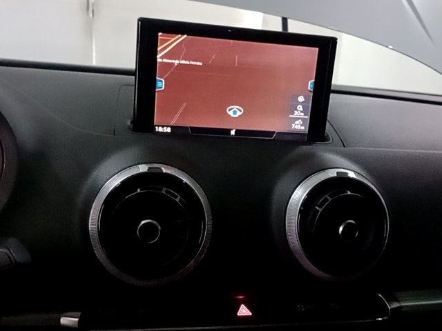 Vehicle_photo_6
