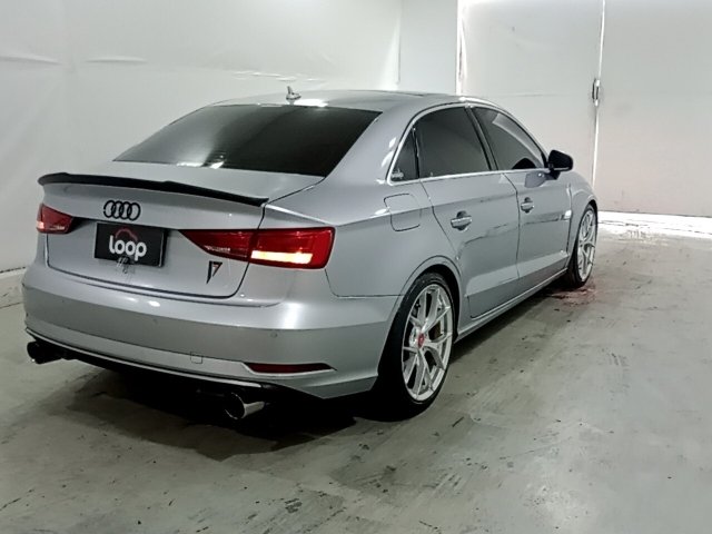 Vehicle_photo_4