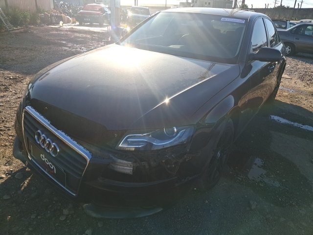 Veículo Audi A4 Audi A4 2.0T 180HP 2011 Conservado com avarias e não funcionando 2011 em leilão