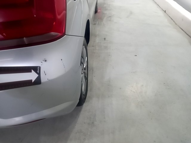 Vehicle_photo_18