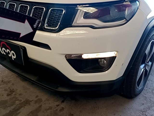Vehicle_photo_29