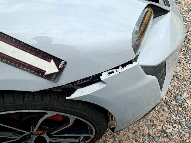 Vehicle_photo_18