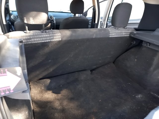 Vehicle_photo_18