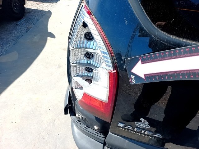 Vehicle_photo_18