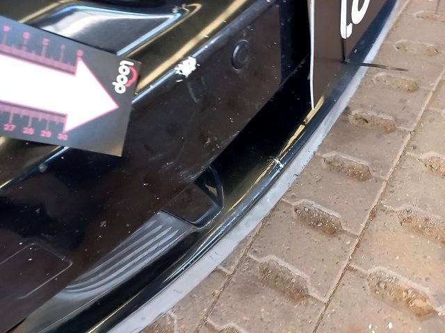 Vehicle_photo_18