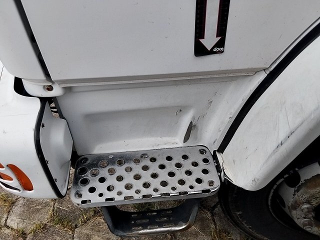 Vehicle_photo_18