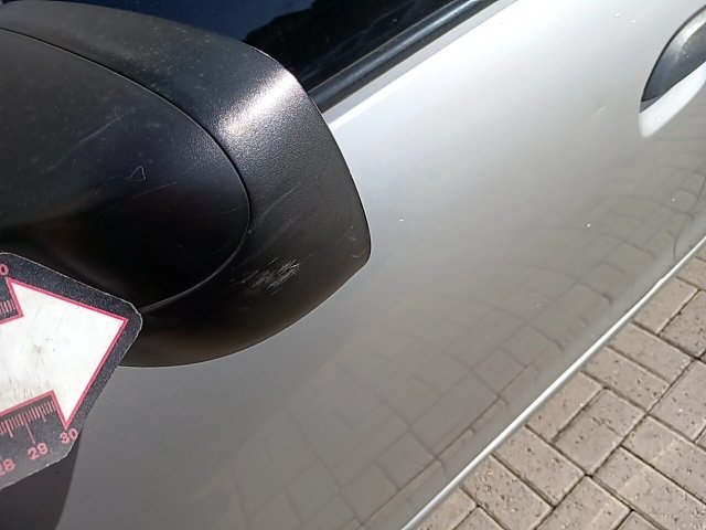 Vehicle_photo_18