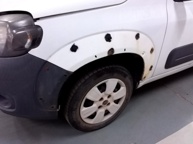 Vehicle_photo_19