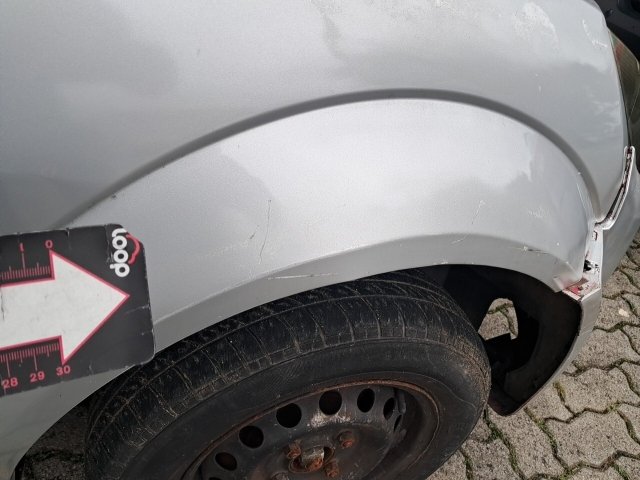 Vehicle_photo_32