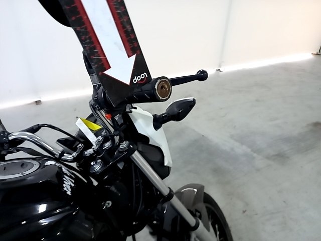 Vehicle_photo_28