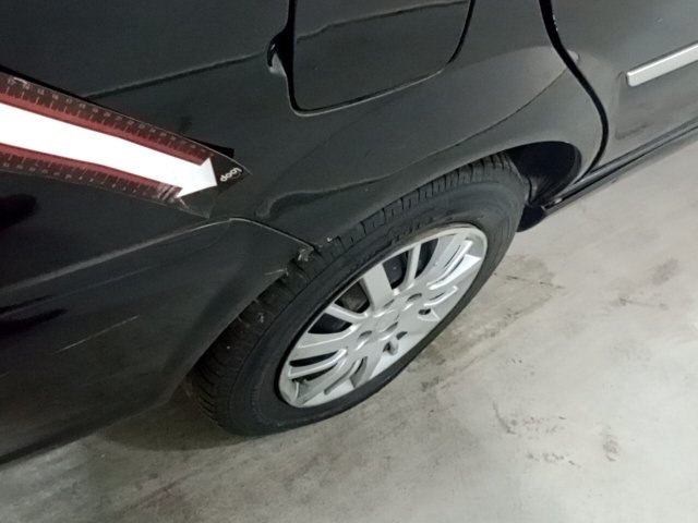 Vehicle_photo_38