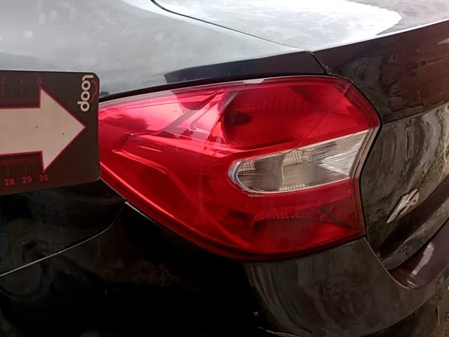 Vehicle_photo_38