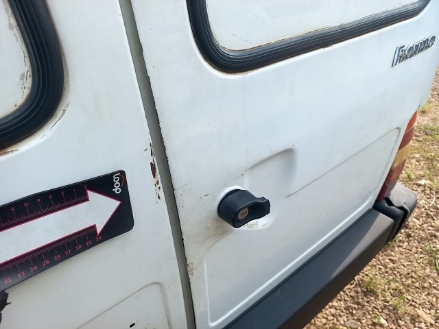 Vehicle_photo_38