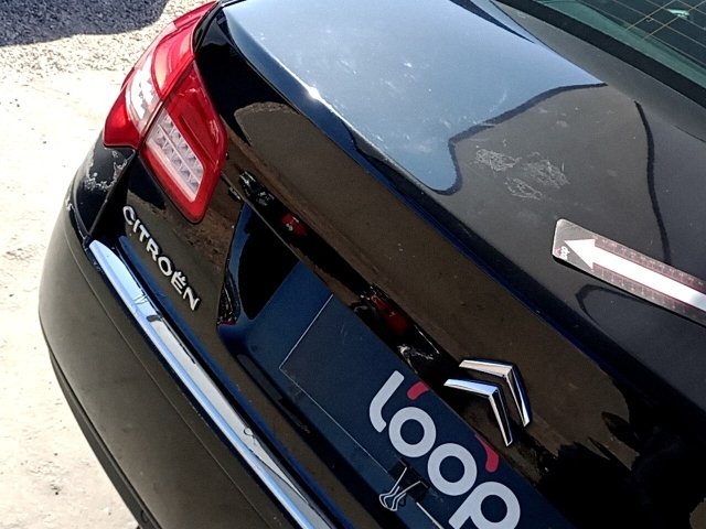 Vehicle_photo_47