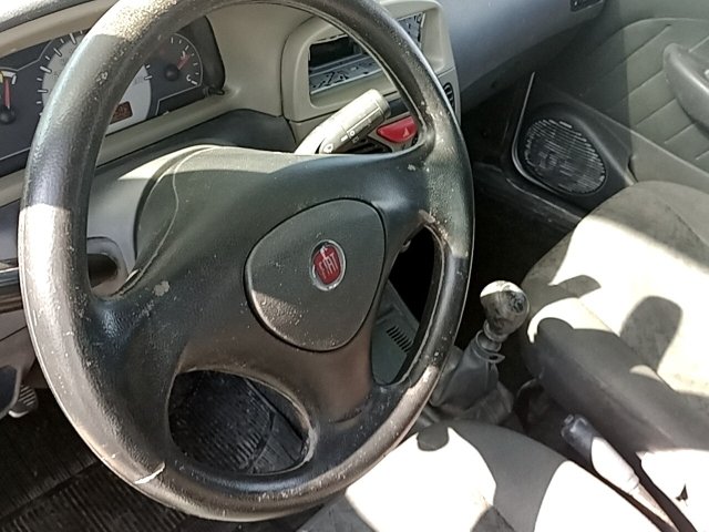 Vehicle_photo_42