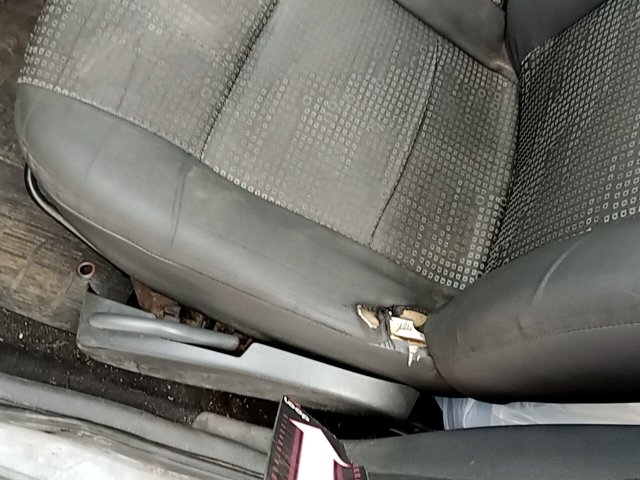 Vehicle_photo_47