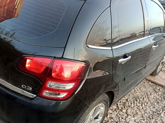 Vehicle_photo_32