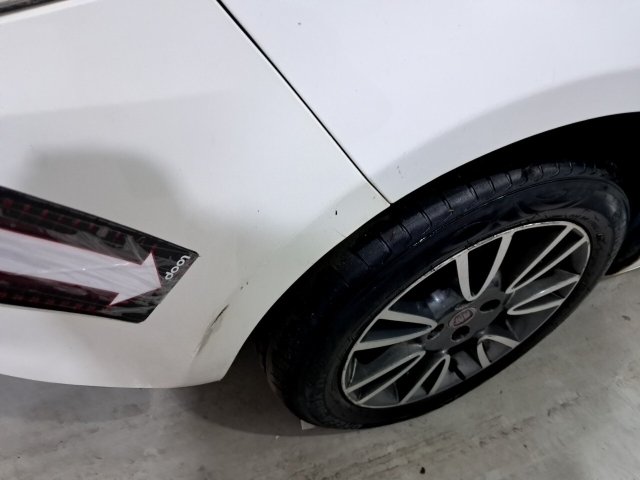 Vehicle_photo_34