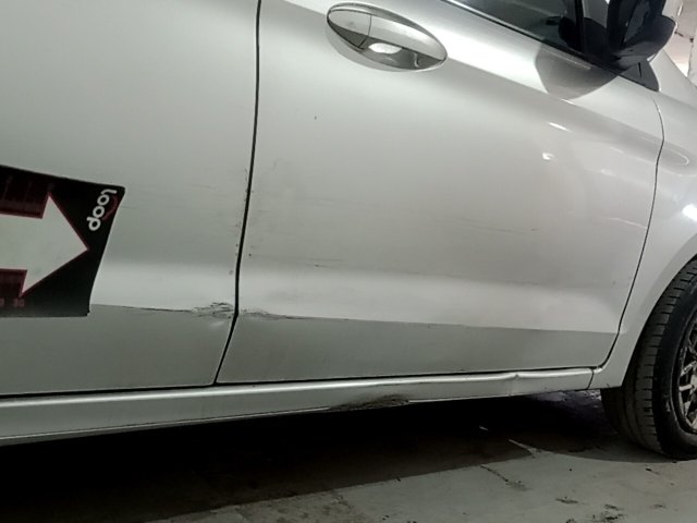 Vehicle_photo_47