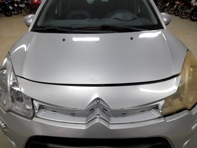 Vehicle_photo_19