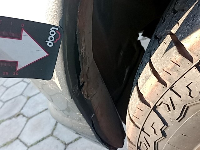 Vehicle_photo_19