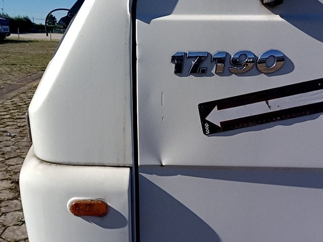 Vehicle_photo_19