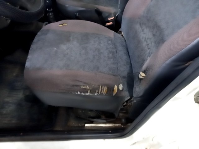 Vehicle_photo_38